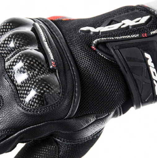 zdjęcie ochraniacza kostek rękawic Ixon RS Rise Air
